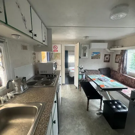 Mobilhome Situe Cote Ville Et Cote Campagne Beaune  Extérieur photo
