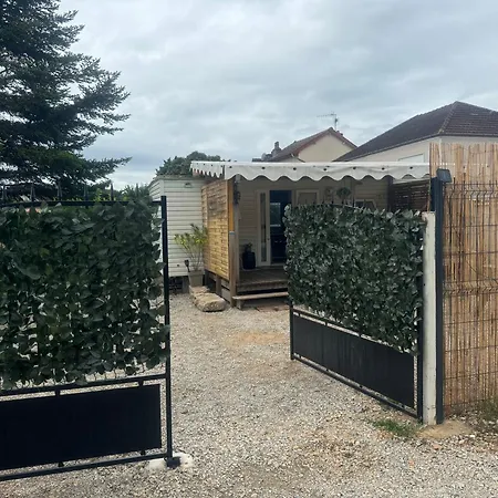 Mobilhome Situe Cote Ville Et Cote Campagne Beaune  Extérieur photo
