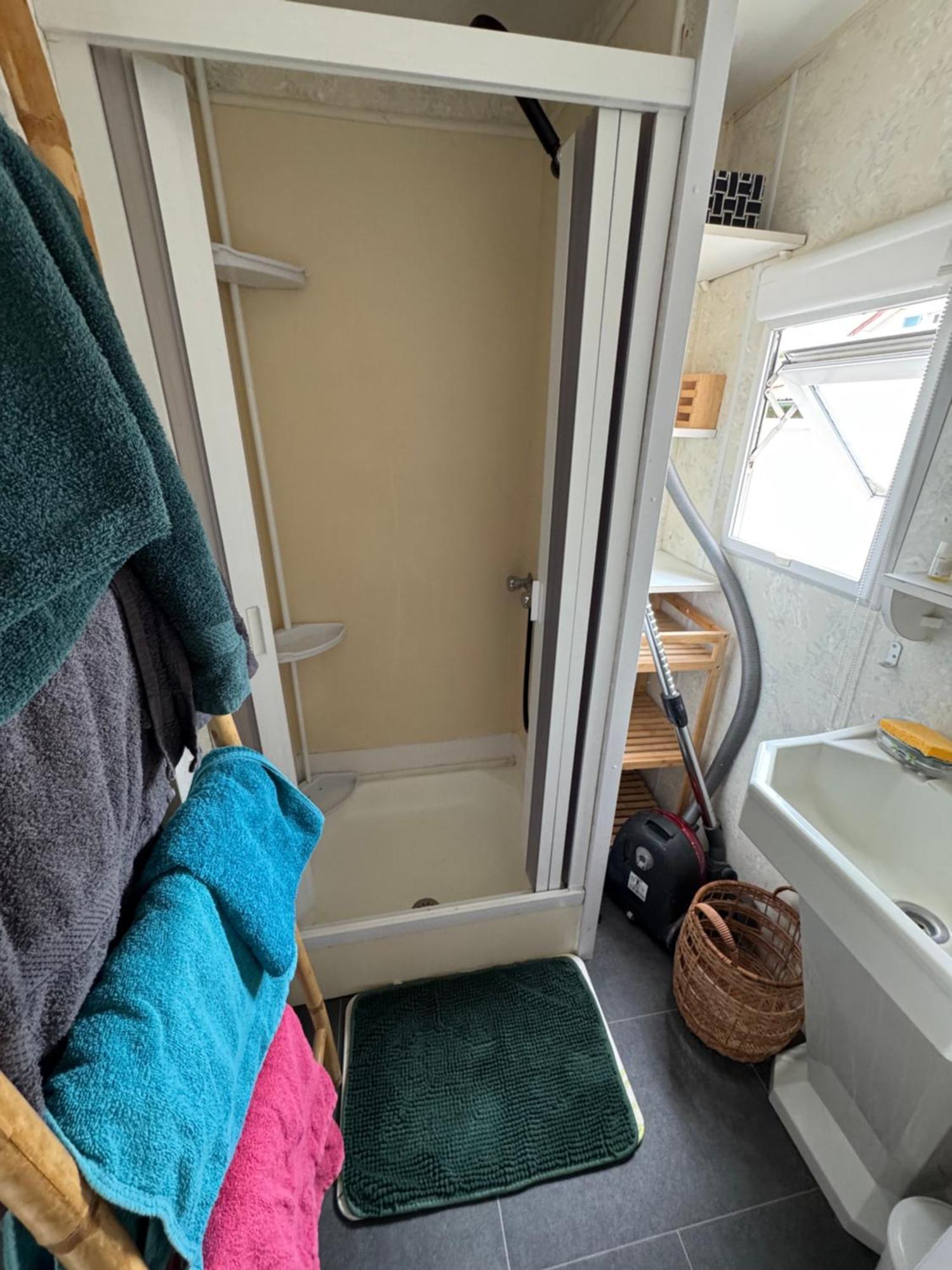 Mobilhome Situe Cote Et Cote Campagne Beaune (Cote d'Or)